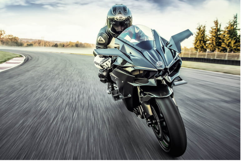 Top 15 Fastest Motorcycles in the World 2022